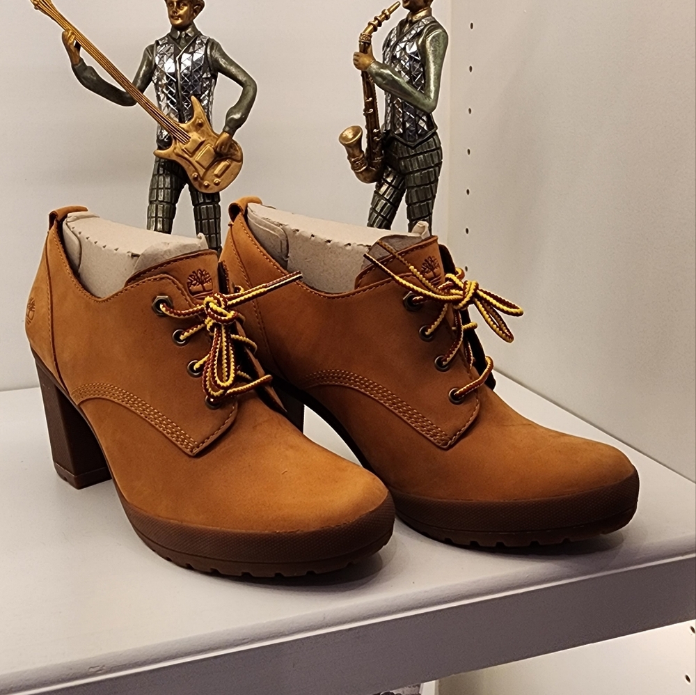 Timberland Camdale Leather Boot BNIB Size 8